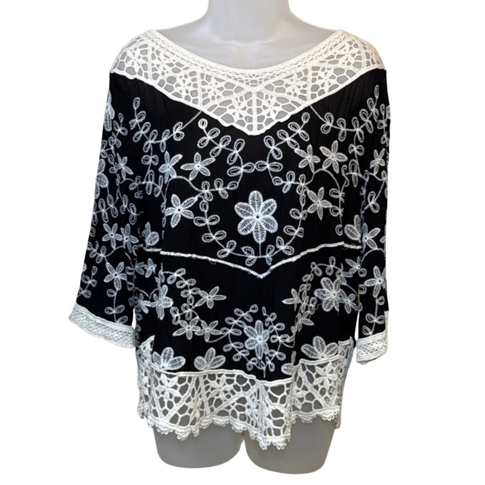 Solitaire Black Embroidered Crochet Lace Boho Peasant Top Size L